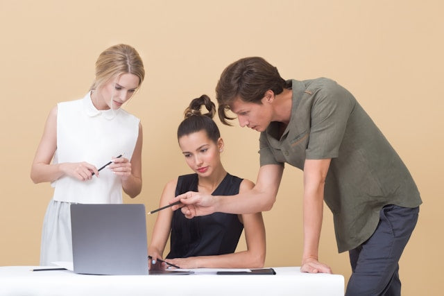 Efficiënt thuiswerken: de beste accessoires voor een productieve werkdag