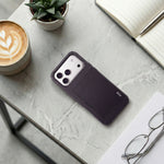 R2B iPhone 18 Pro Hoesje met Pasjeshouder - Incl. Screenprotector - 3 Pasjes
