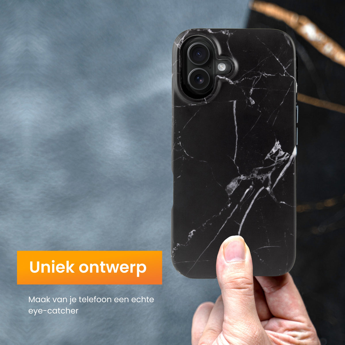 R2B iPhone 16 Marmerlook Hoesje - Incl. Screenprotector - Zwart - Telefoonhoesje