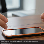 apple iphone 14 pro screenprotector geleverd met installatieframe