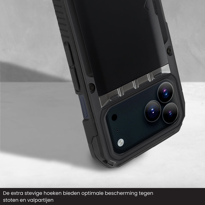 iPhone 17 pro telefoonhoesje waar pasje in wordt gedaan