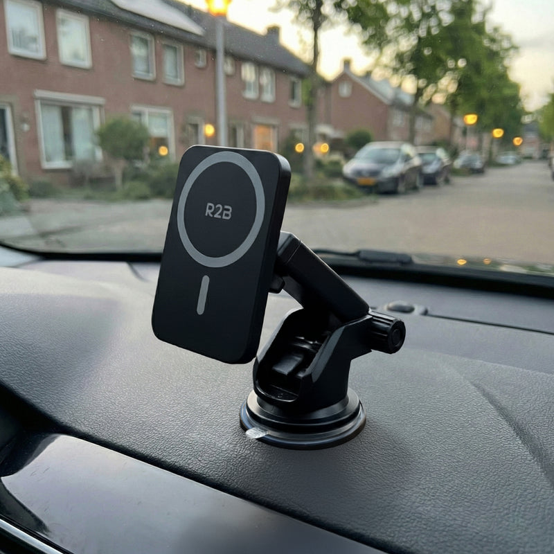 Magsafe autohouder met pad met verstelbare kijkhoek voor optimaal zicht tijdens het rijden