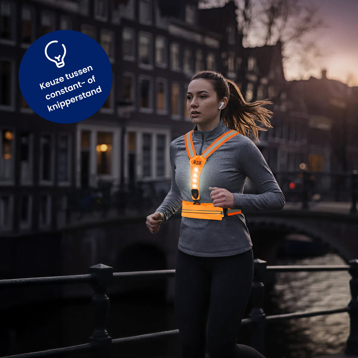 R2B Hardloopvest met Verlichting & Opbergvak - Oranje