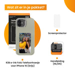R2B® Foto Hoesje geschikt voor iPhone 16 - Incl. Screenprotector - E ink iPhone case - Grijs - Telefoonhoesje