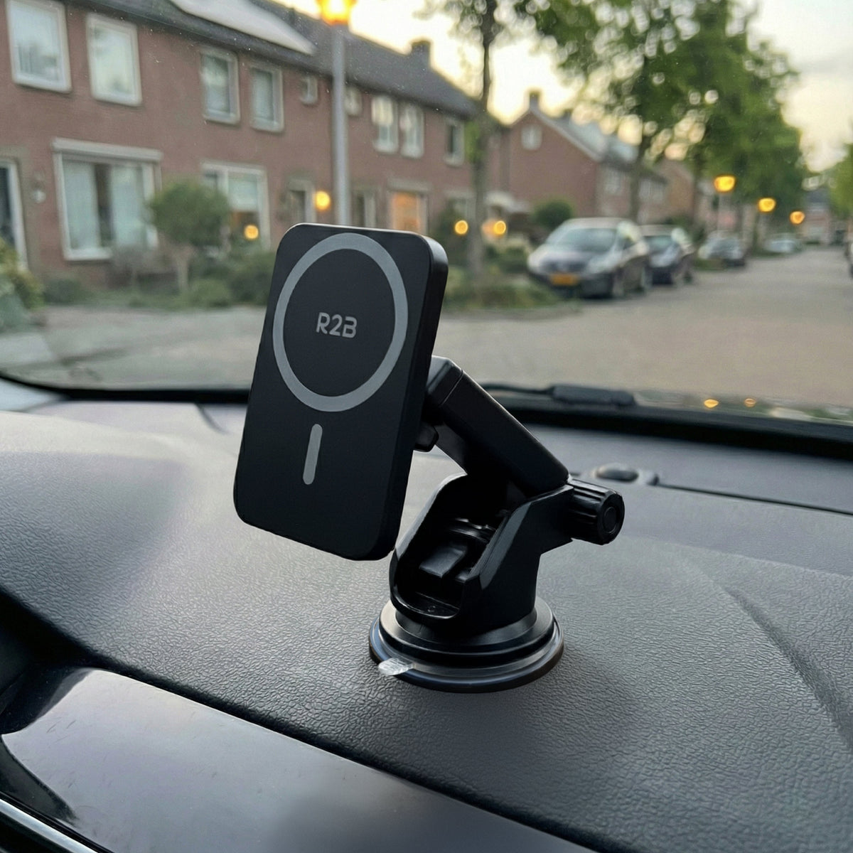 R2B Telefoonhouder Auto - Dashboardpad - MagSafe Oplader - Raam Dashboard Ventilatierooster