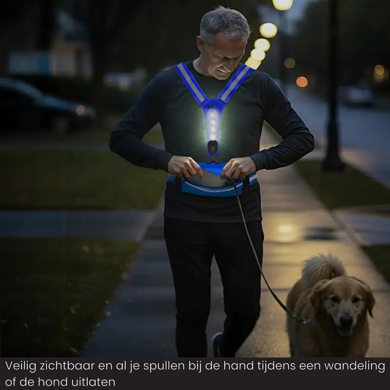 verlicht hardloopvest met telefoonhouder waarbij je makkelijk je spullen kan opbergen